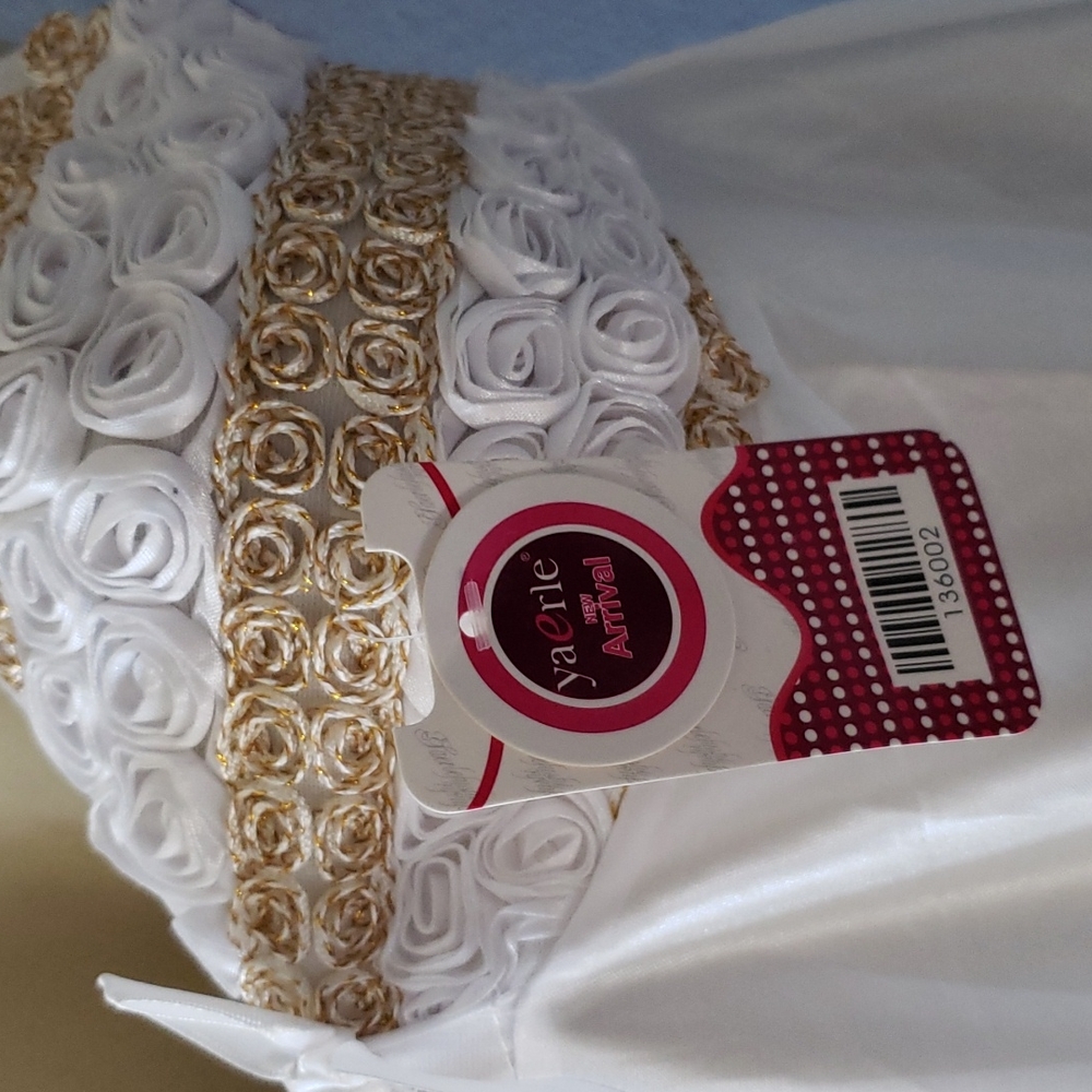 Lace Night Dress - Picture 5 of 6